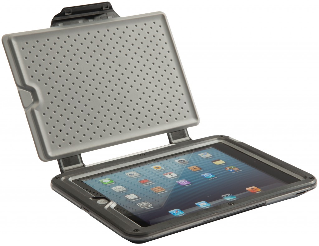 CE3180_iPadmini_3Q_Blk_high